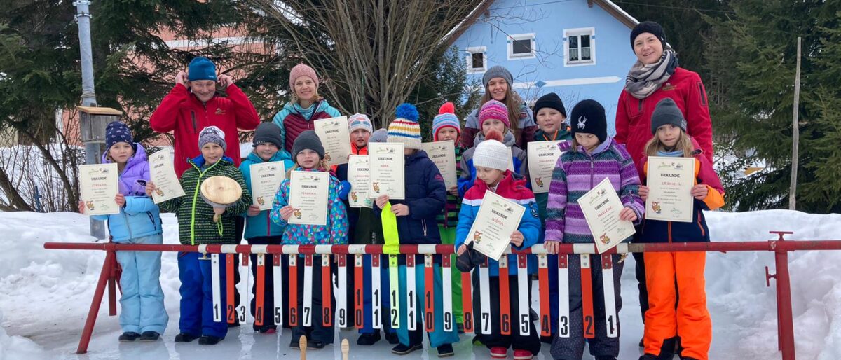 Permalink auf:Eisstockschießen 02-2023